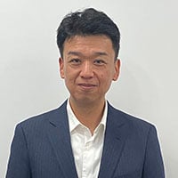 山中 伸哉 氏